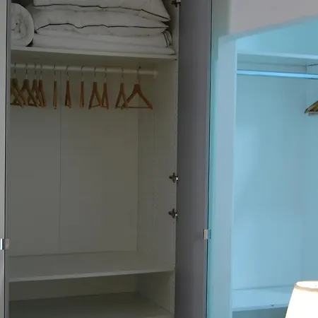 Downtown With Balcony & Optional Garage & Restaurant In The Building