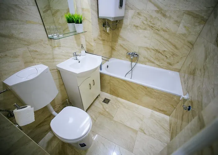 Downtown With Balcony & Optional Garage & Restaurant In The Building * بودابست